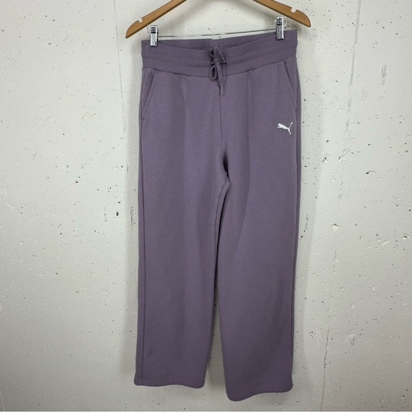 Puma Women’s size Medium Lavender Full Leg Fleece Joggers - Picture 2 of 14